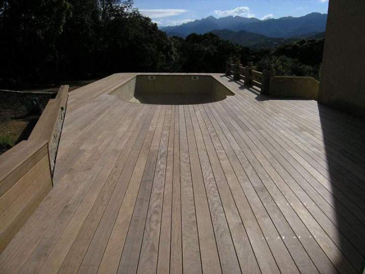 Terrasse bois naturelle Ajaccio