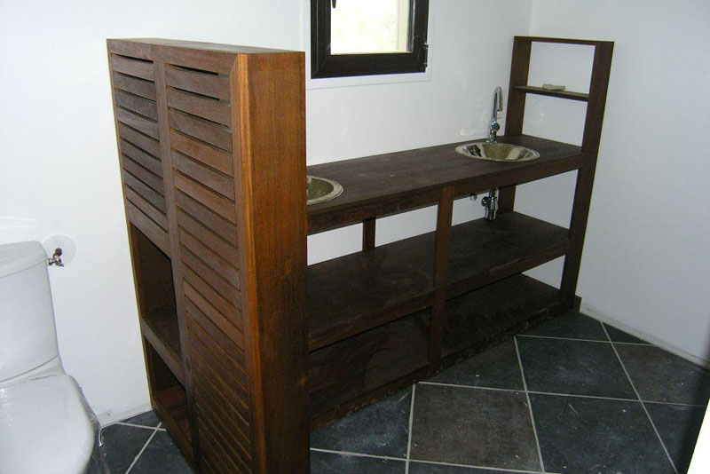 Table en bois Sarrola-Carcopino