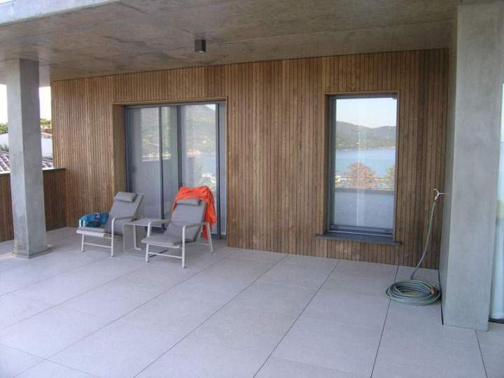 Fabrication sur mesure bois extérieur Ajaccio